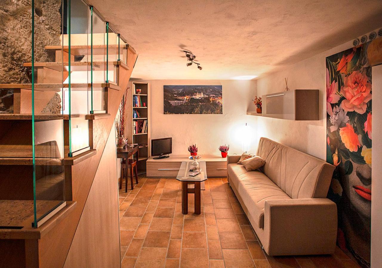 Appartamento Casa In Zona Strategica Spoleto Esterno foto
